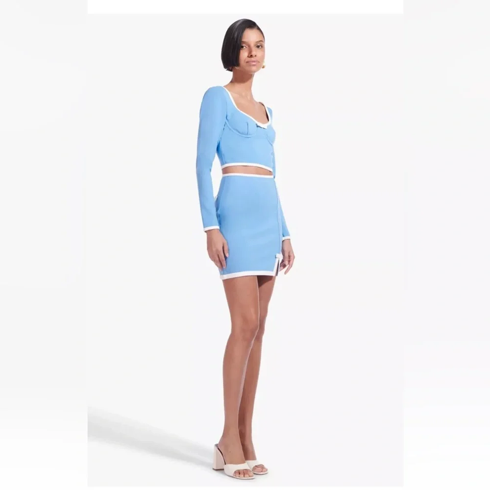 NWT STAUD Berry Long Sleeve Ponte Structured Crop Top in Sky/White - Picture 3 of 14